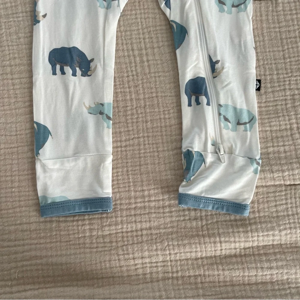 NWT Kyte Baby Bamboo Rhino Print Footless Romper Pajama 12-18M